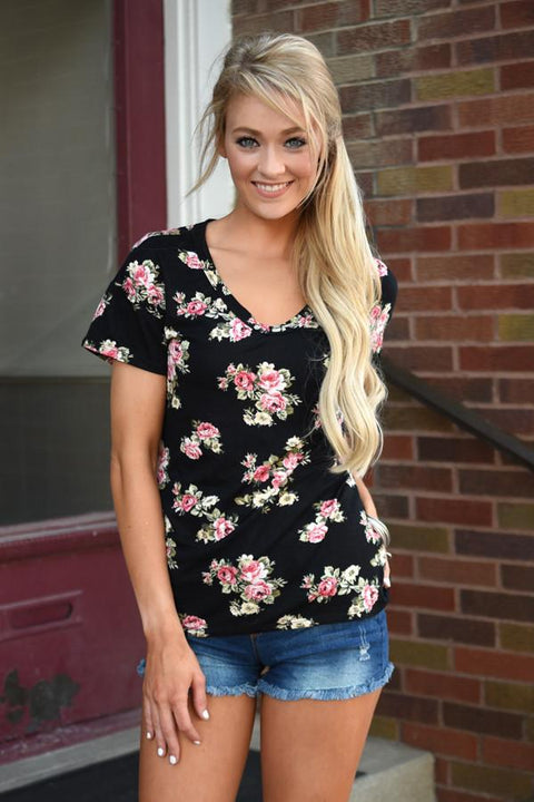 Go To Floral V-Neck ~ Black – The Pulse Boutique