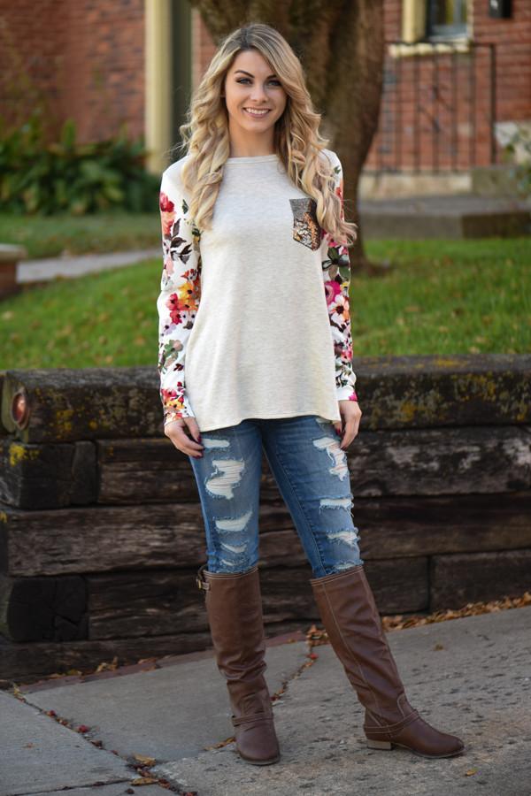 Floral Glam Pocket Top ~ Ivory
