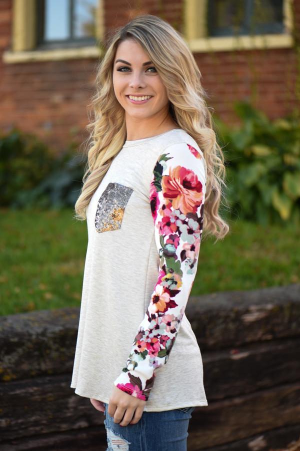 Floral Glam Pocket Top ~ Ivory