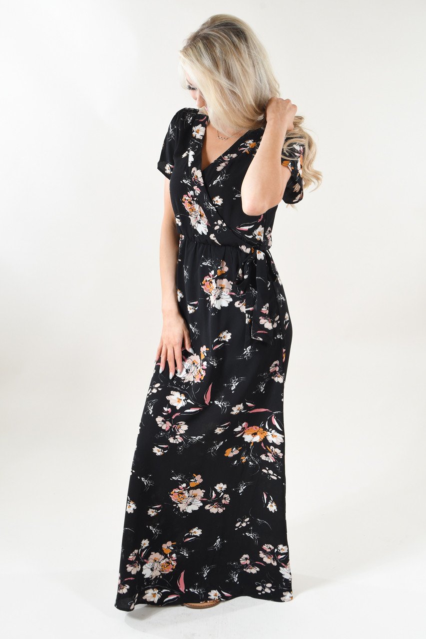Short Sleeve Black Floral Maxi Dress
