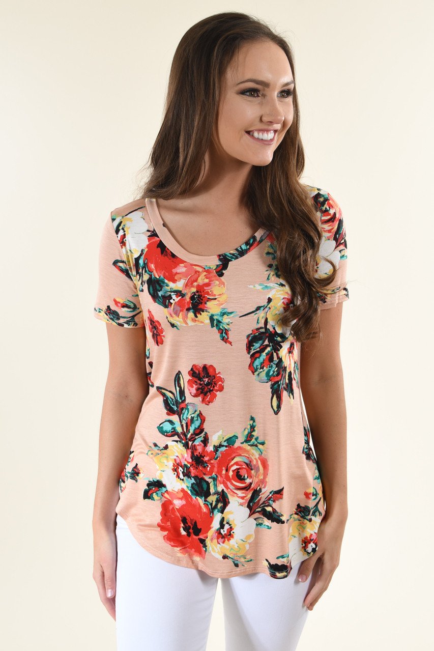 Bold Peach Floral Top – The Pulse Boutique