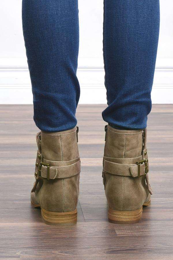Crunchy Booties ~ Biege