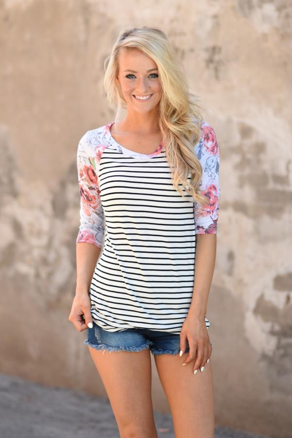 Never a Dull Moment Floral Top ~ B&W