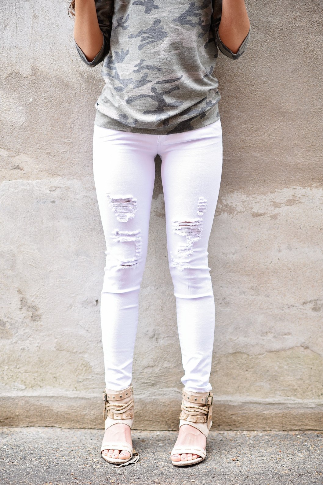 White Distressed Skinnies ~ Kan Can