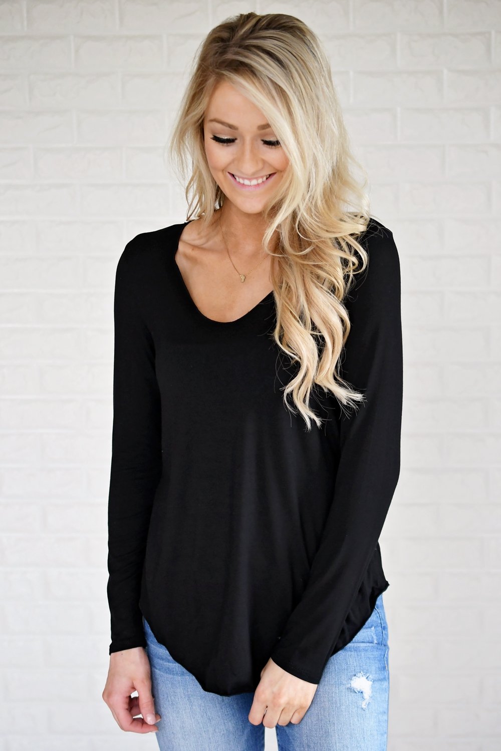 Long Sleeve V-Neck Top ~ Black