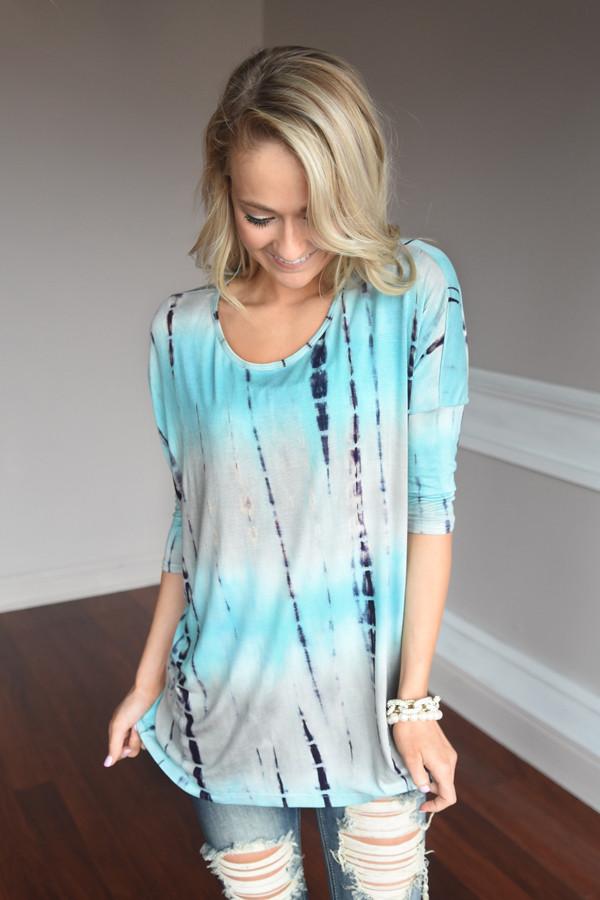 The Girl Loves Blue Top