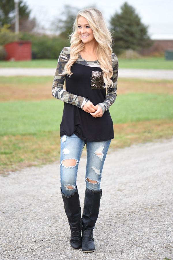 Camo Sparkle Pocket Top ~ Black