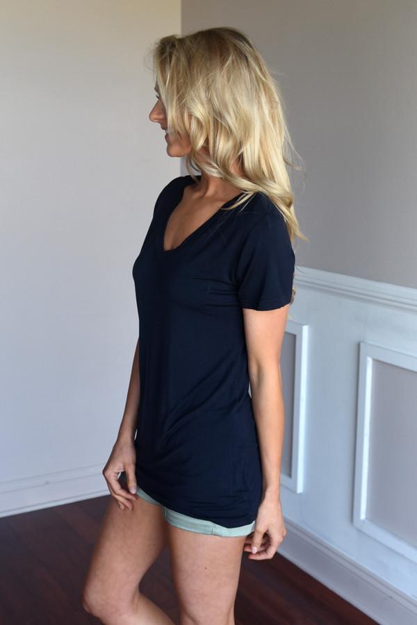 Run the World Tee ~ Dark Navy