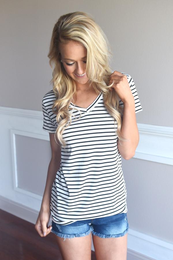 Run the World Tee ~ Stripes