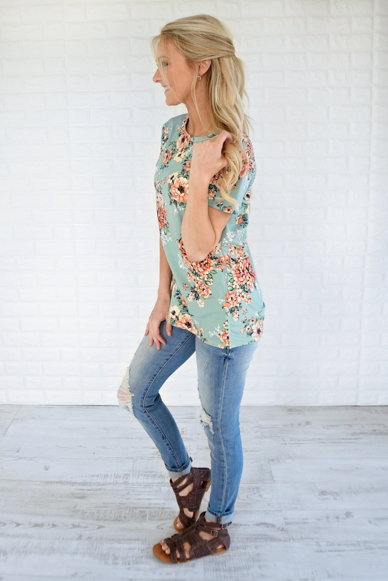 Beautifully Blooming Top ~ Mint