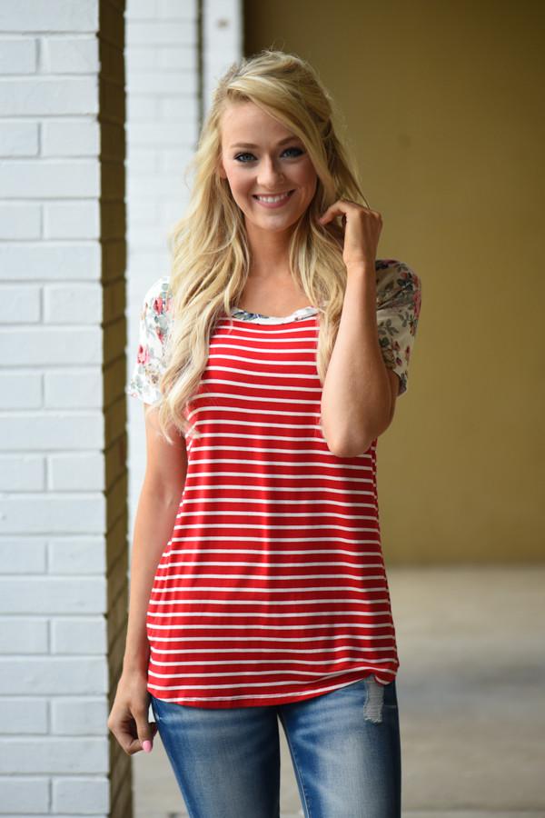 Just My Type Floral Top ~ Red