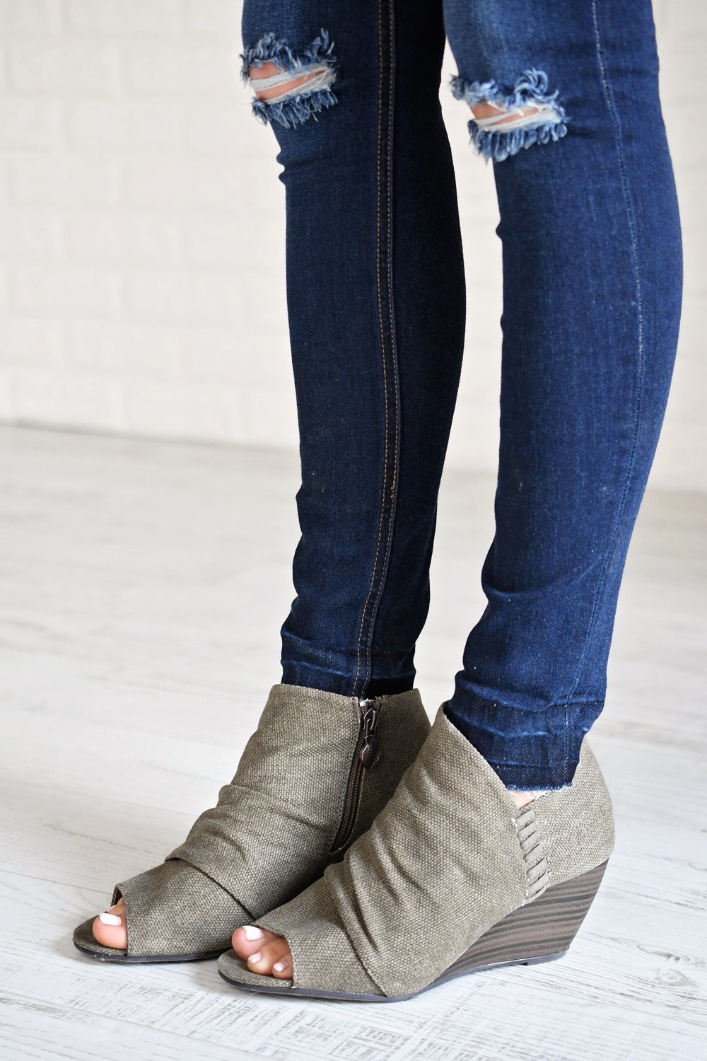 Bonnie Peep Toe Wedges