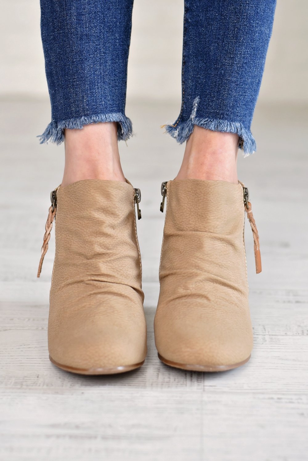 Breaks Booties ~ Sand