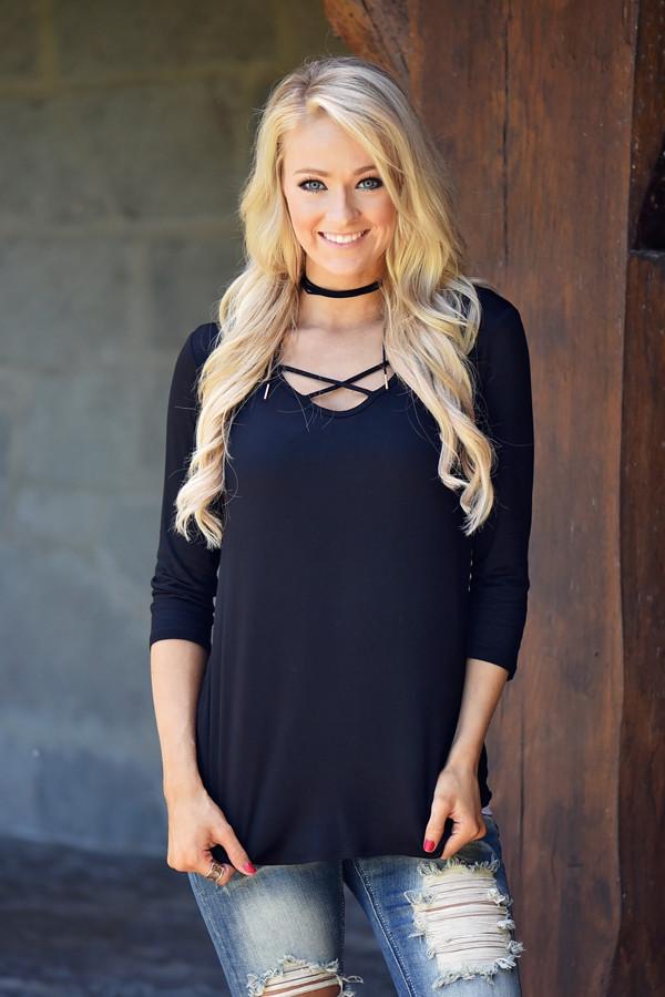 Criss Cross My Heart Top - Black