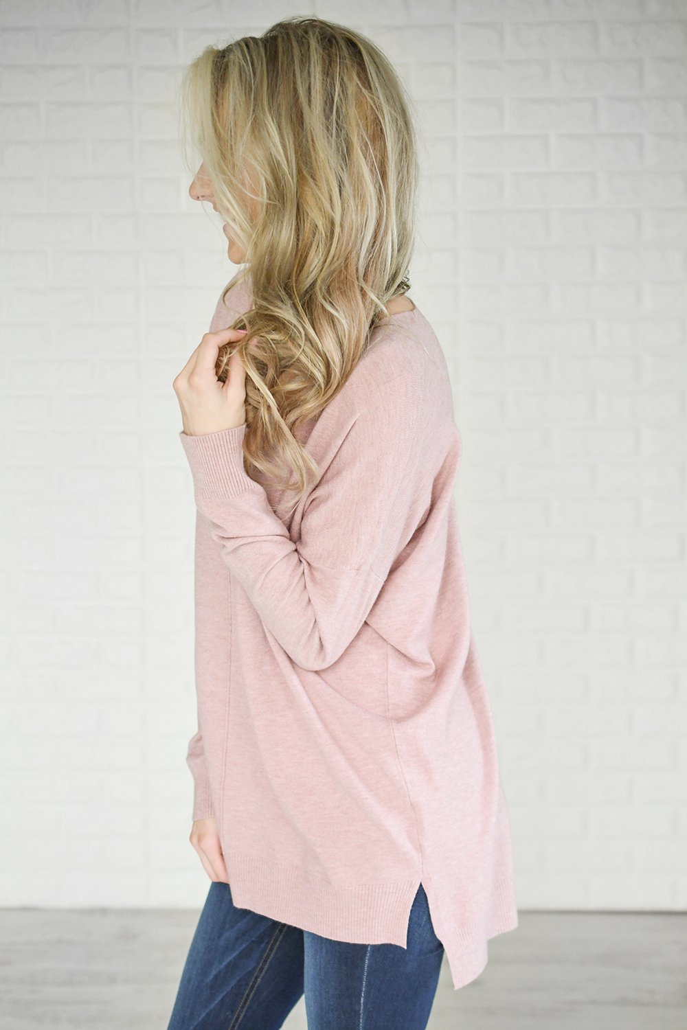 Hold On To Me Sweater ~ Pink
