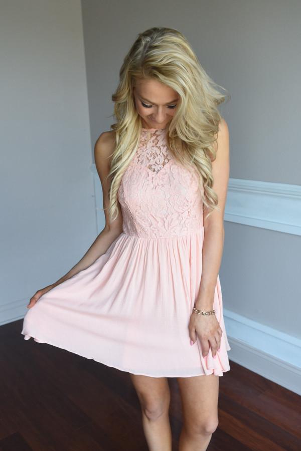 Peach Lace Dress – The Pulse Boutique