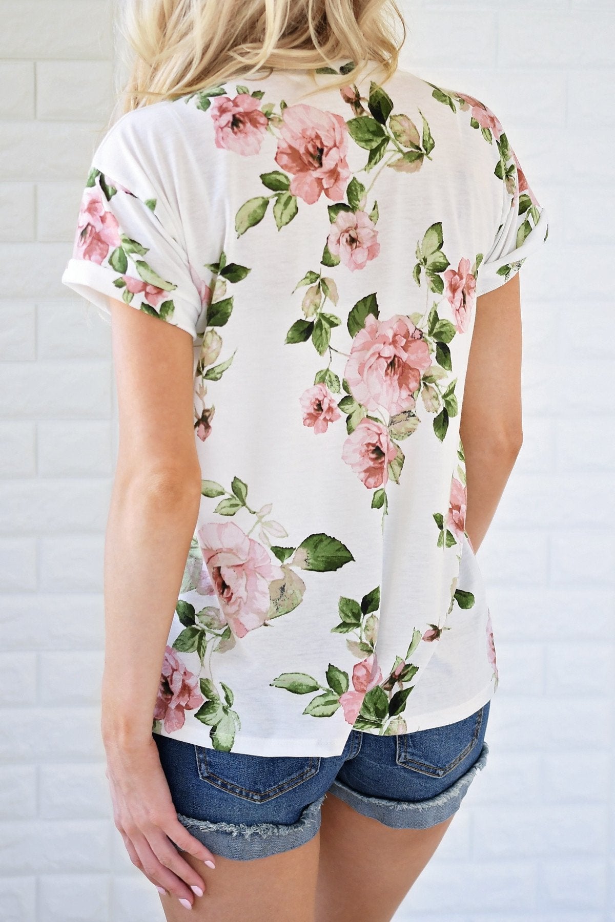 A Good Thing Floral Blouse- Ivory – The Pulse Boutique