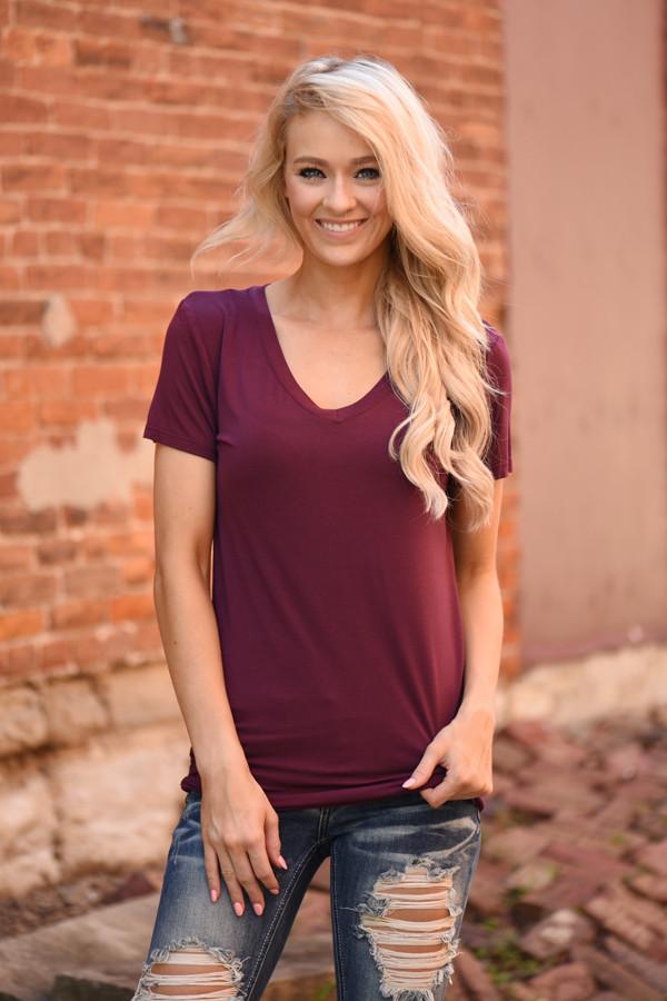Run the World Pocket Tee ~ Burgundy