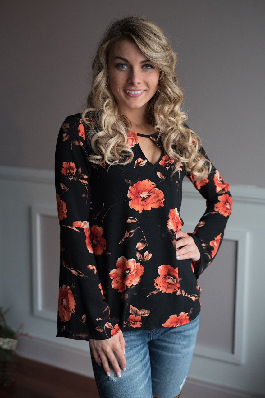 Black Floral Blouse – The Pulse Boutique