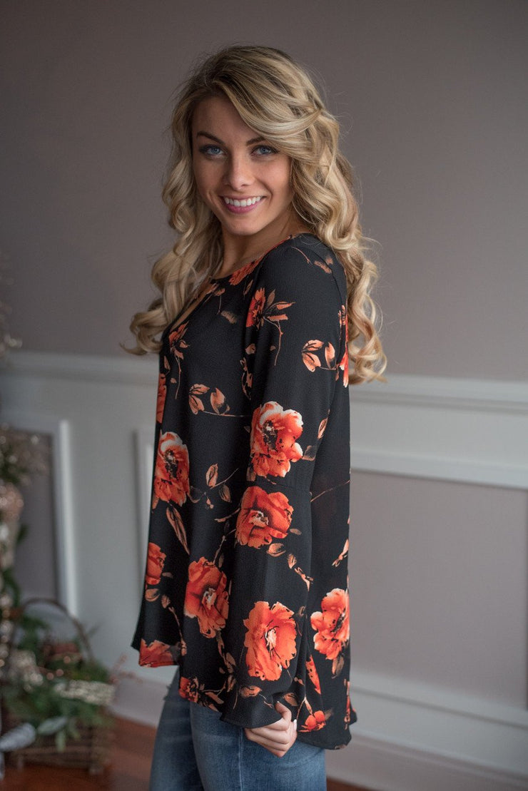 Black Floral Blouse – The Pulse Boutique
