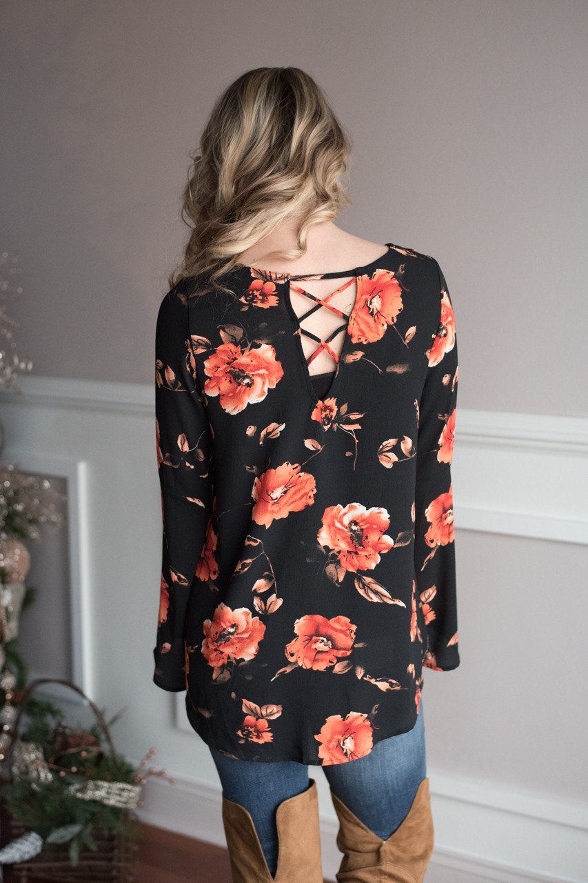 Black Floral Blouse – The Pulse Boutique