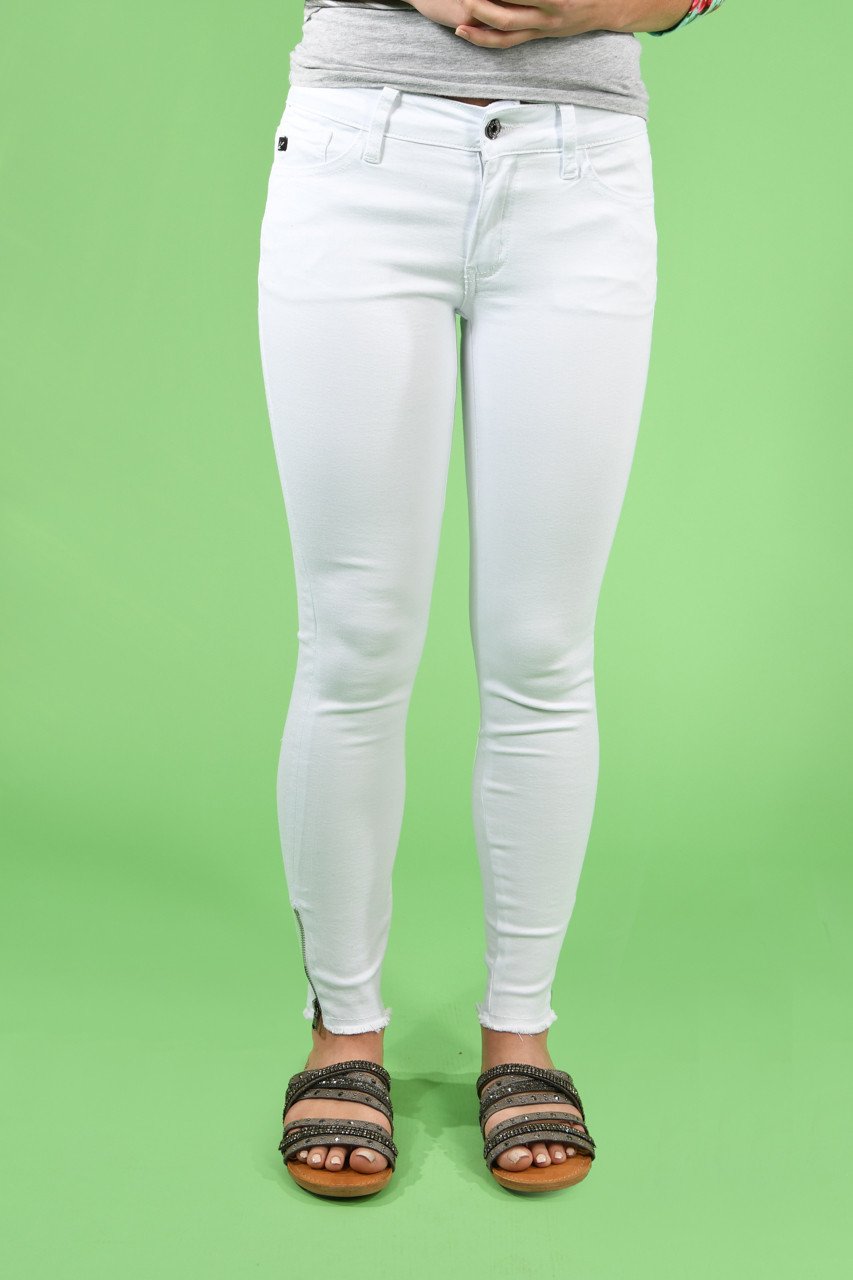 White Side Ankle Zipper Skinnies ~ Kan Can