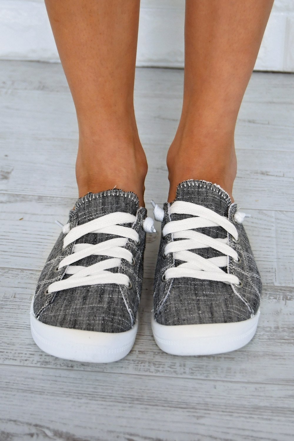 Not Rated Rae Sneakers Charcoal The Pulse Boutique