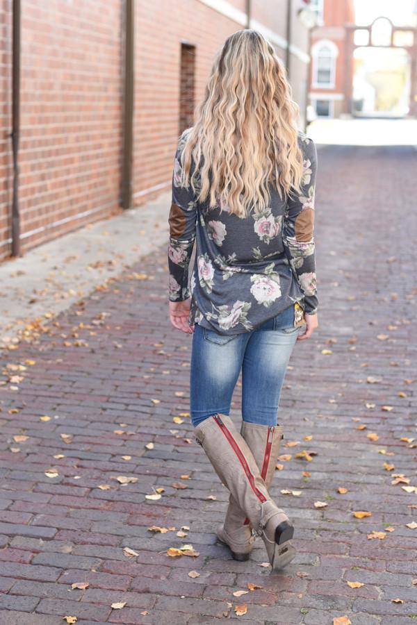 Close Encounter Floral Tunic Top