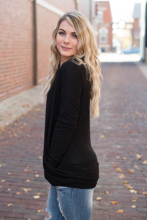 Snuggle Me Tunic Top ~ Black