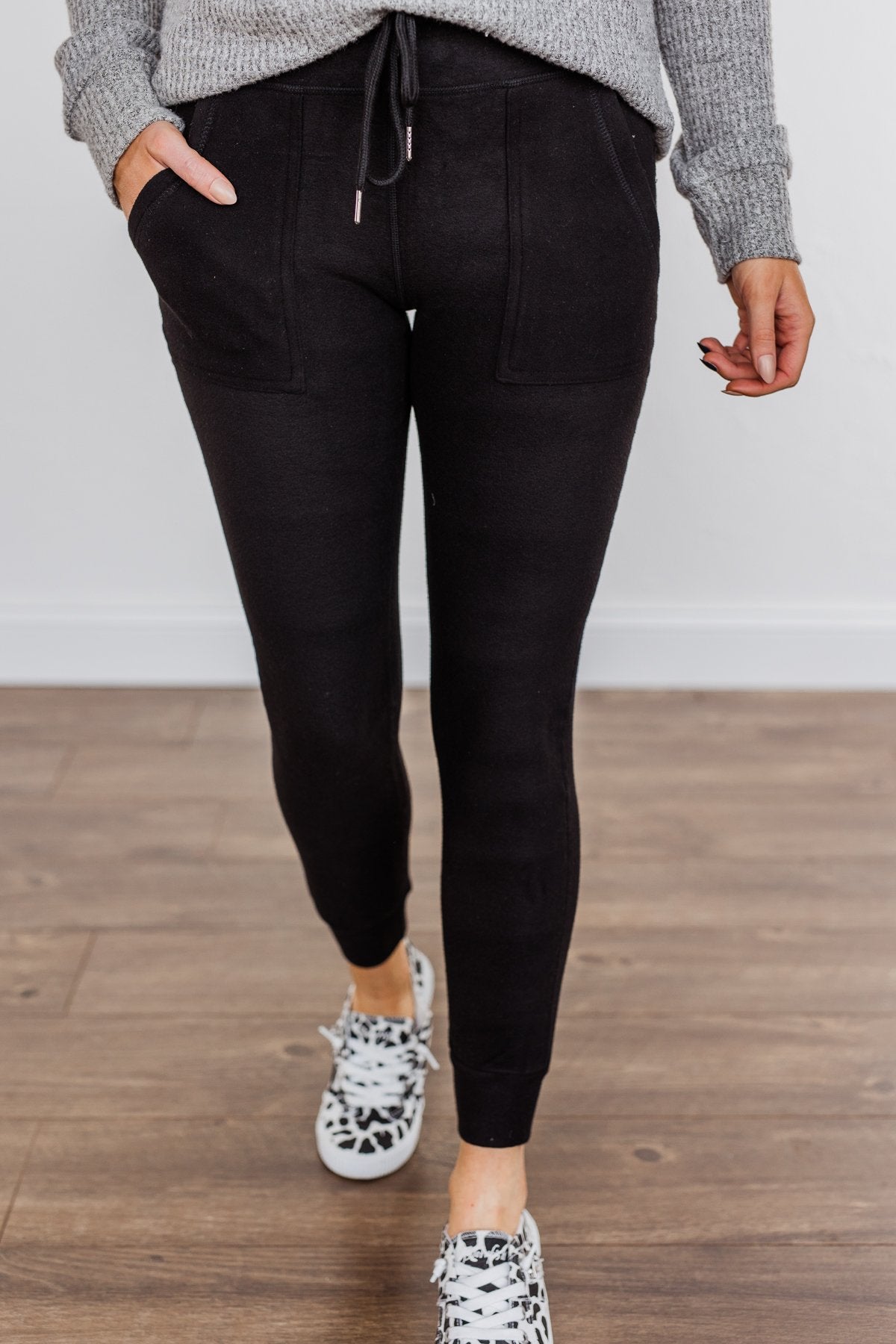 Warm Thoughts Super Soft Joggers- Black