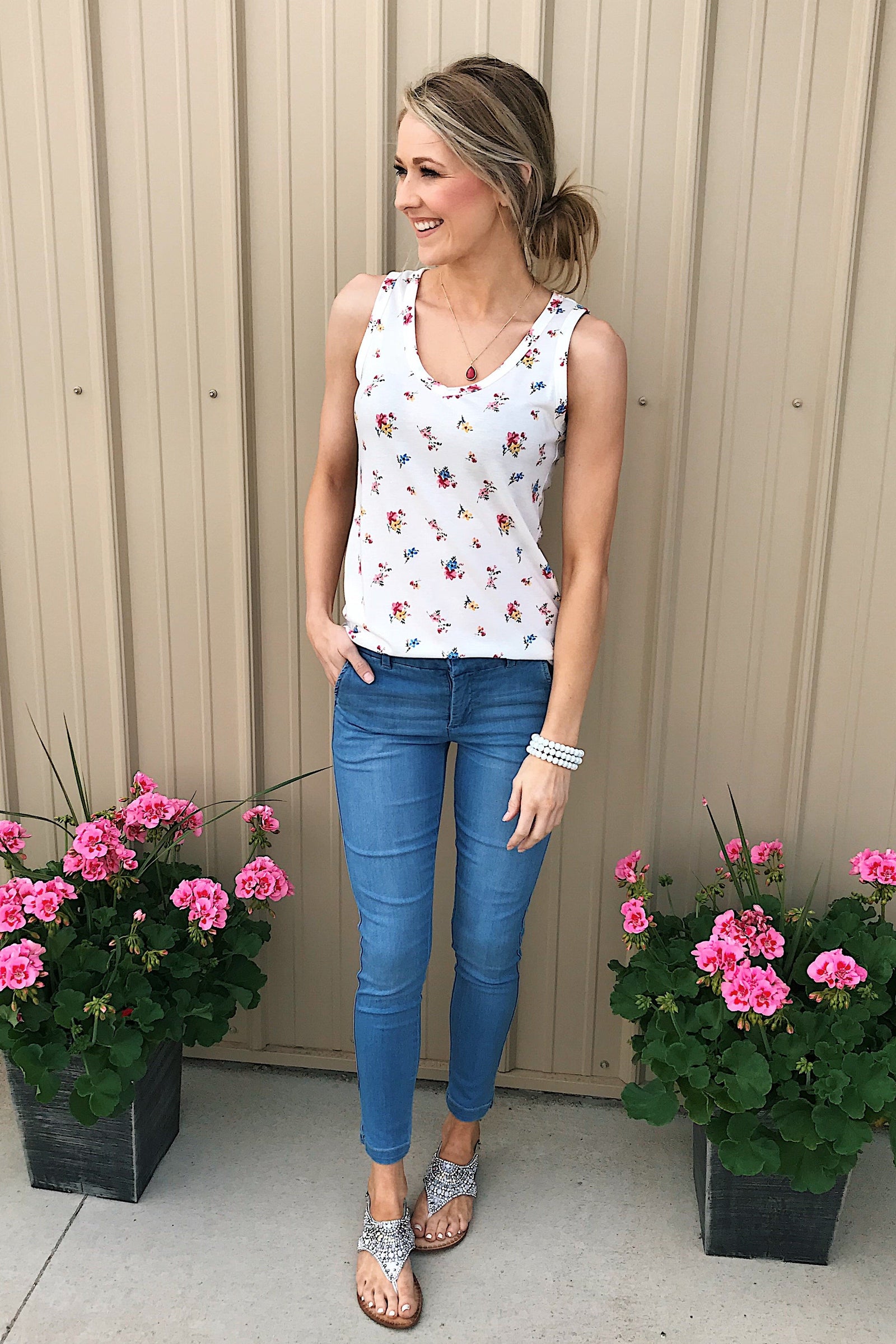 Darling Floral V-Neck Tank Top- Ivory