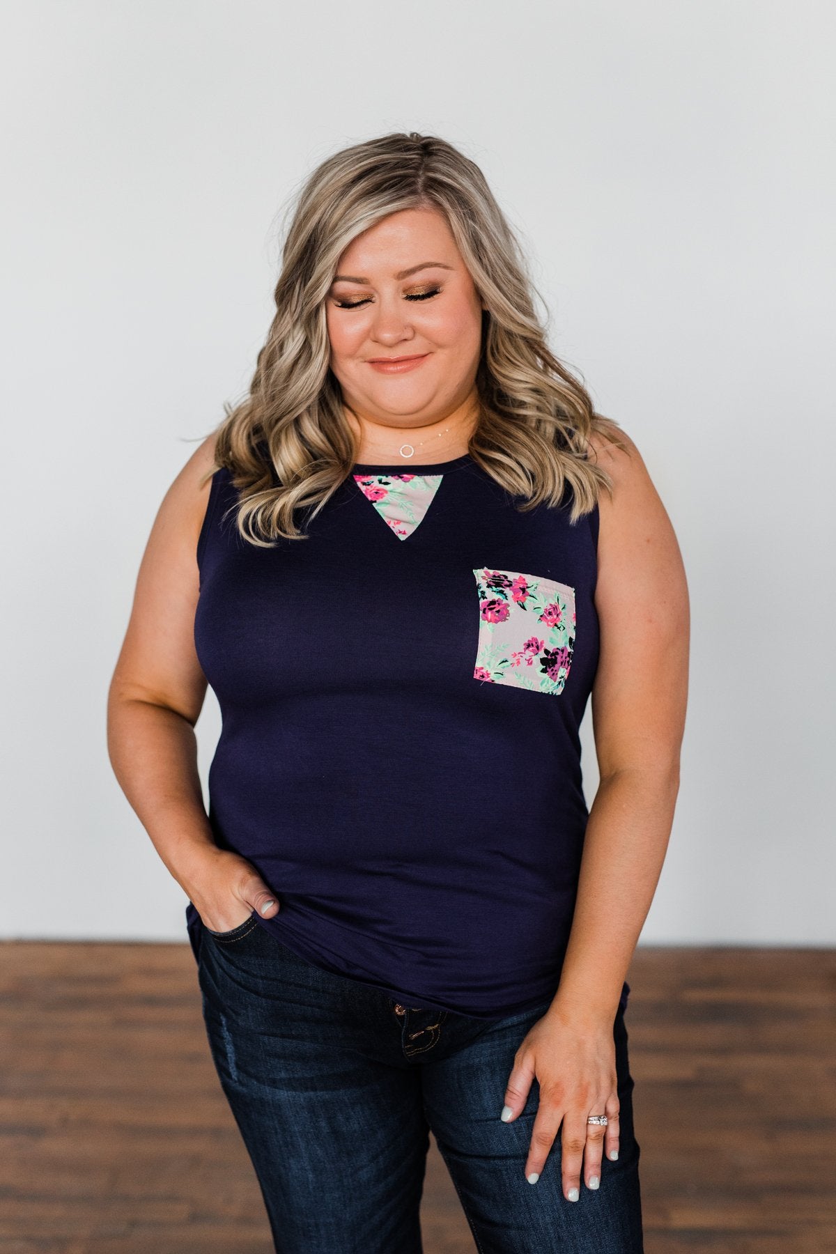 Right Away Floral Pocket Tank- Navy