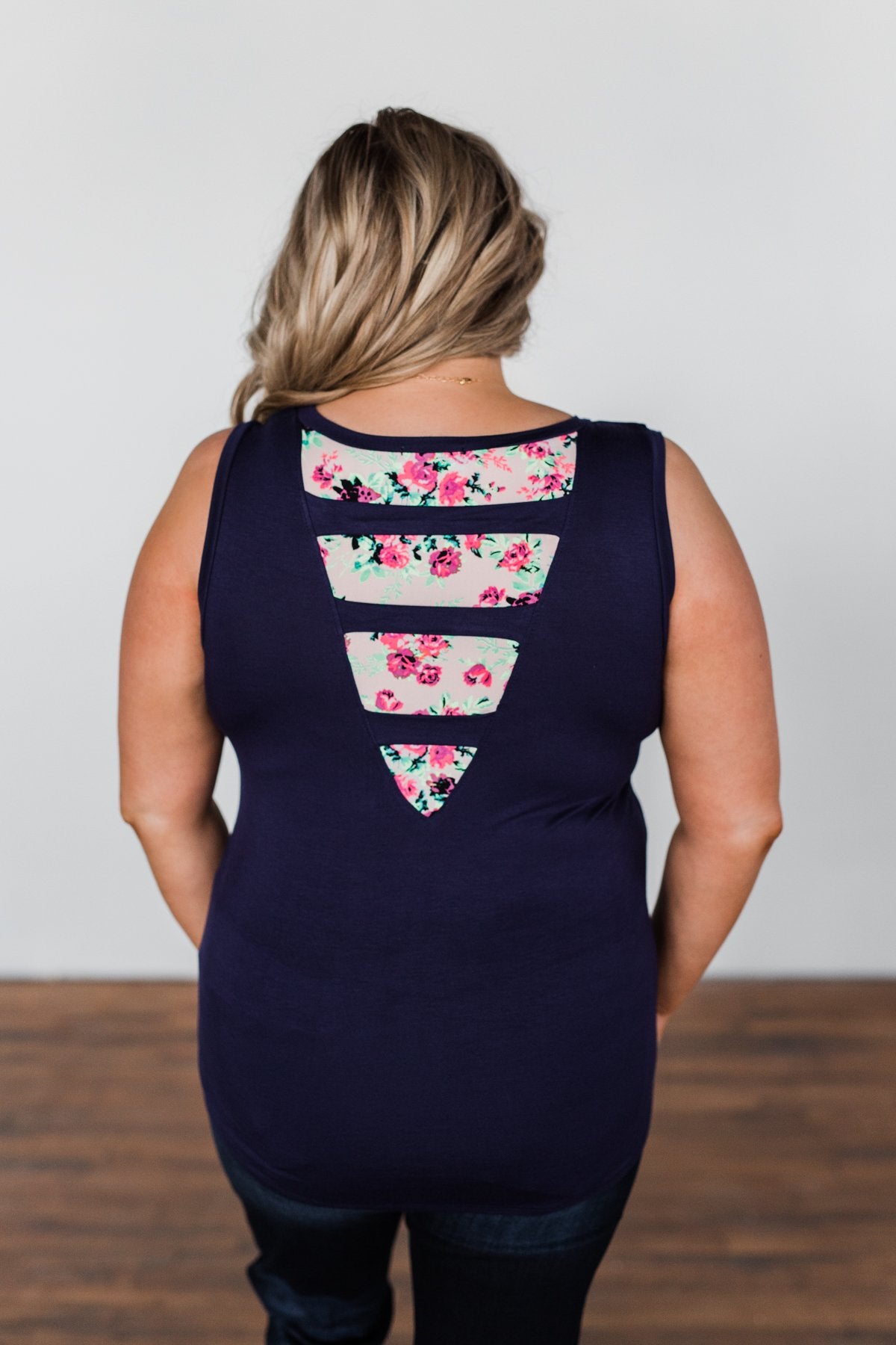 Right Away Floral Pocket Tank- Navy