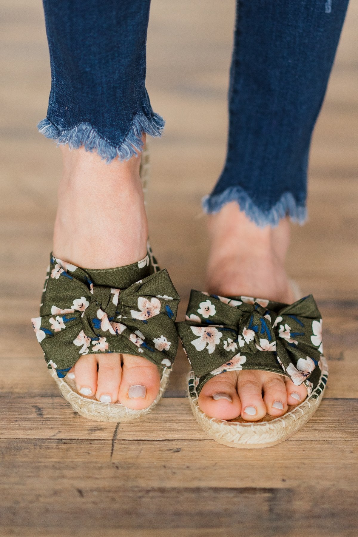 Not Rated Erra Sandals ~ Green Floral