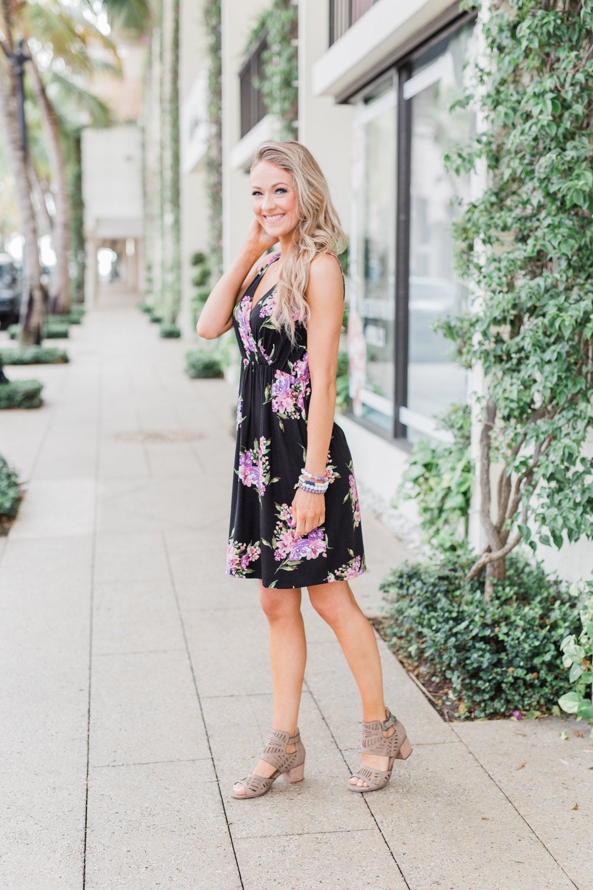 Blooming Beauty Sleeveless Floral Dress- Black