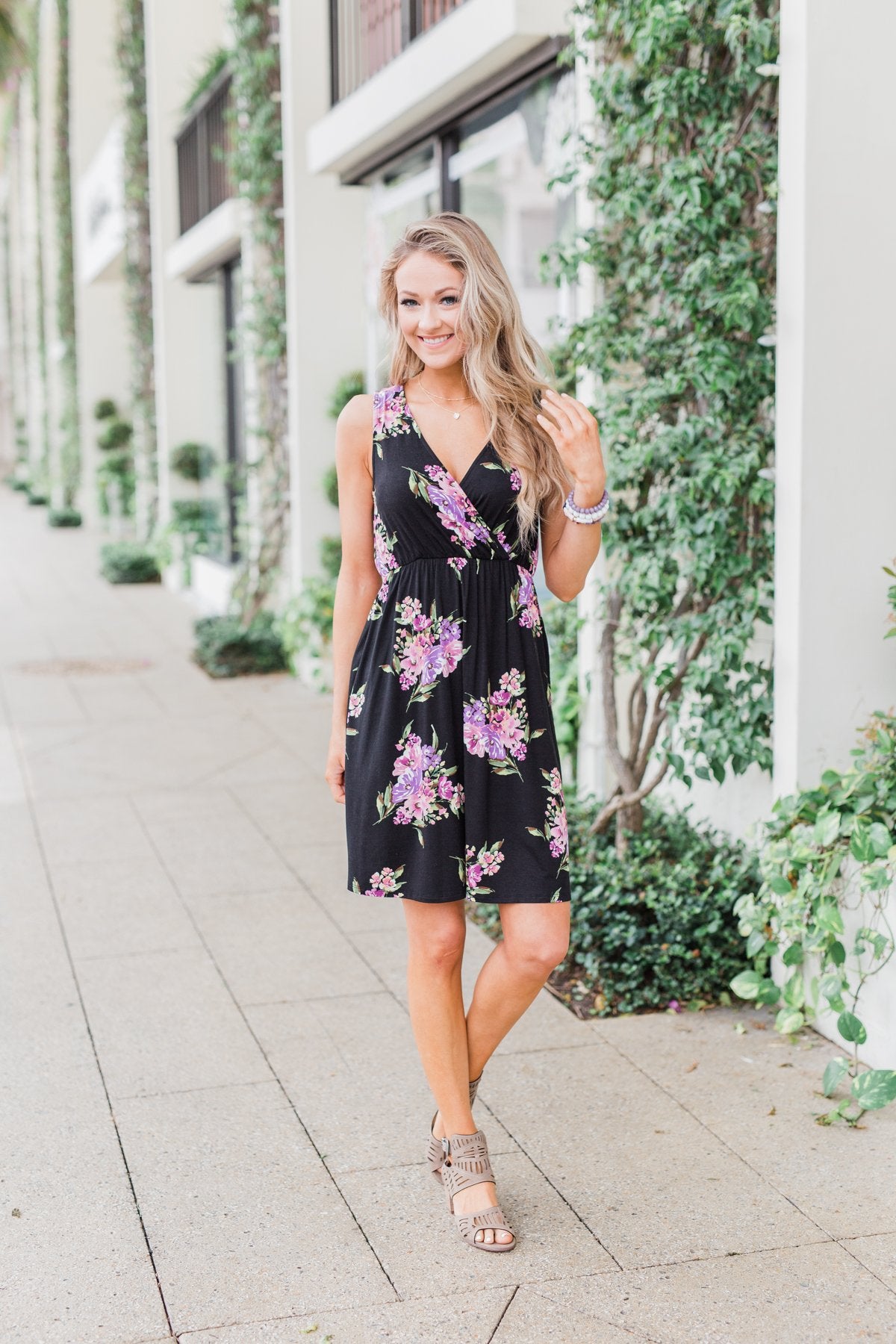Blooming Beauty Sleeveless Floral Dress- Black