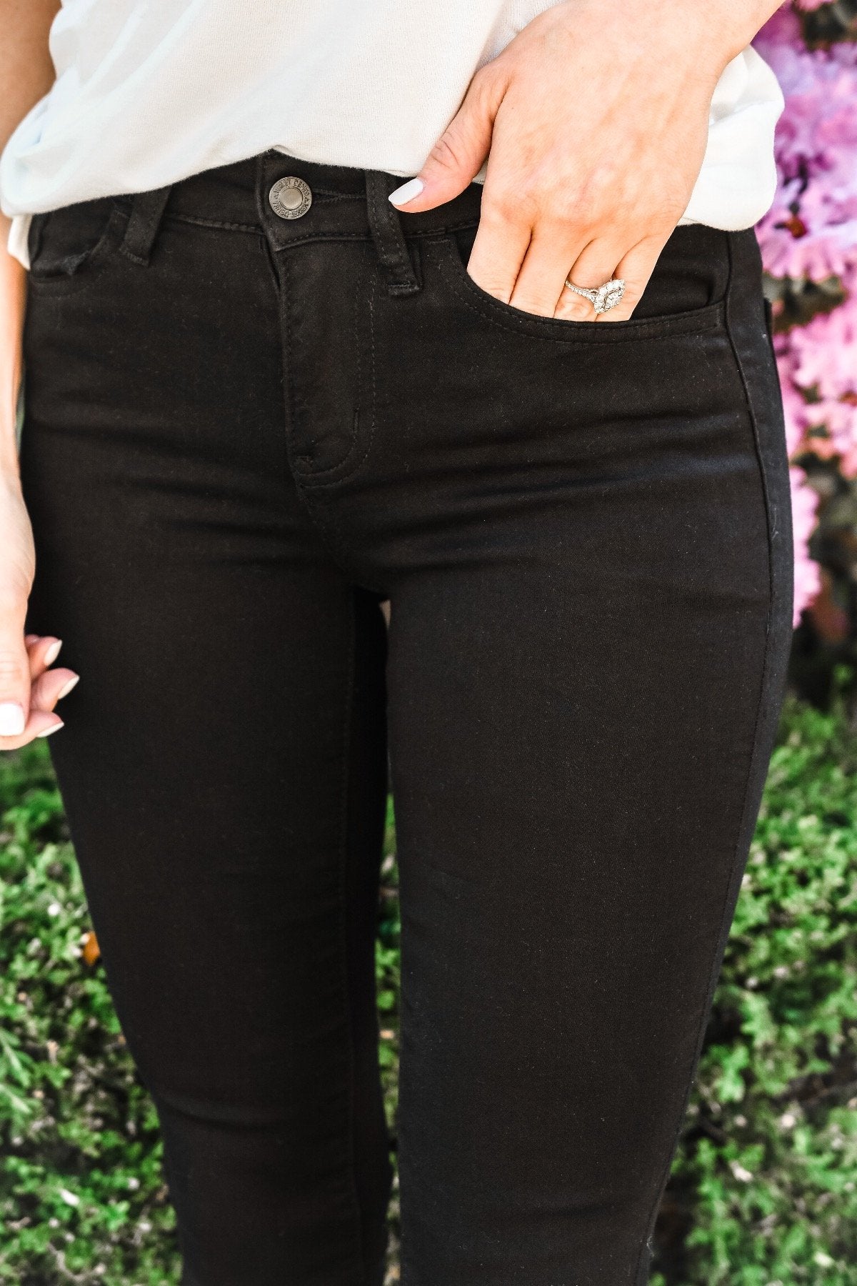 Vervet Mid-Rise Skinny Jeans- Lorelai Wash