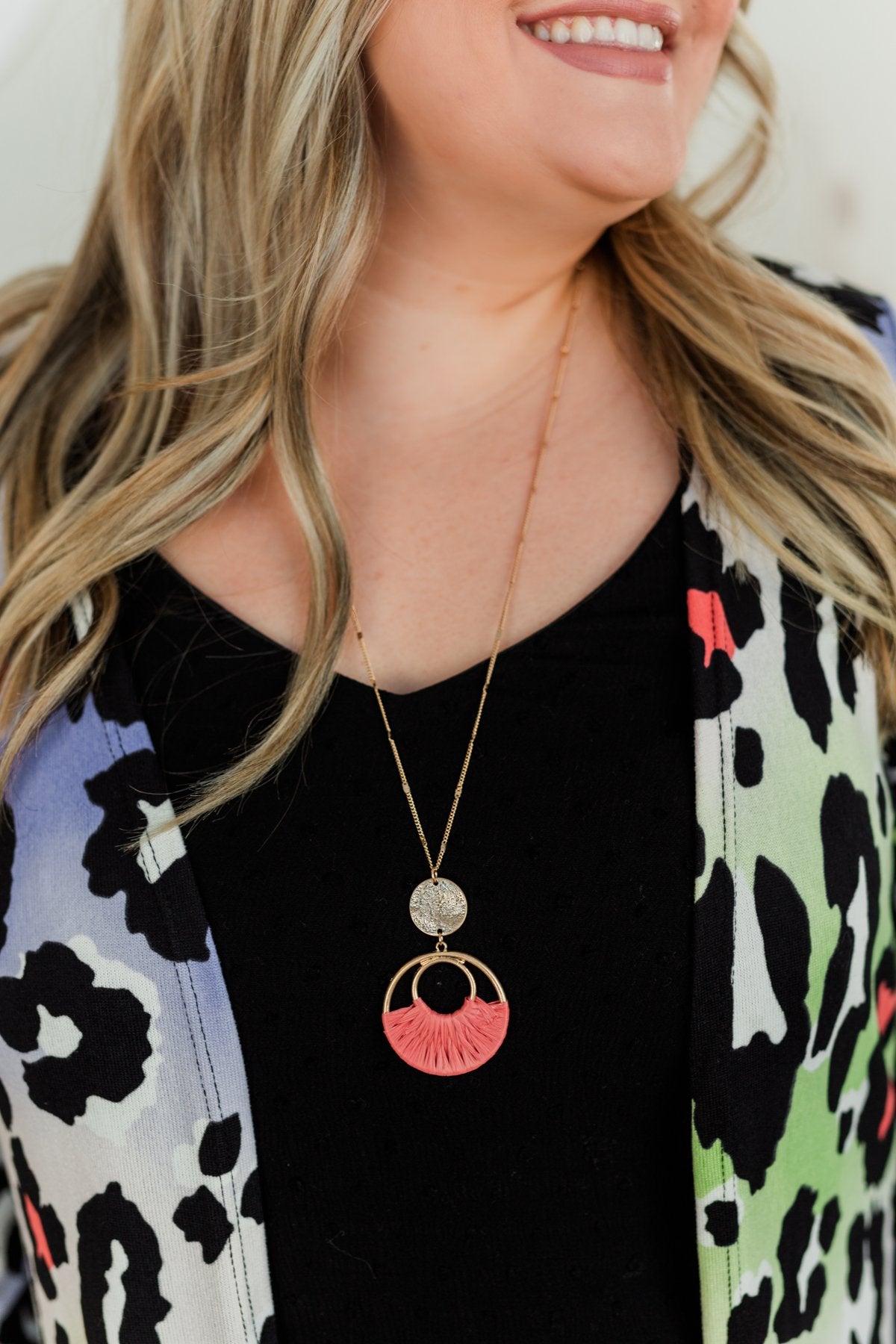 Charming Long Circle Pendant Gold Necklace- Mauve Pink