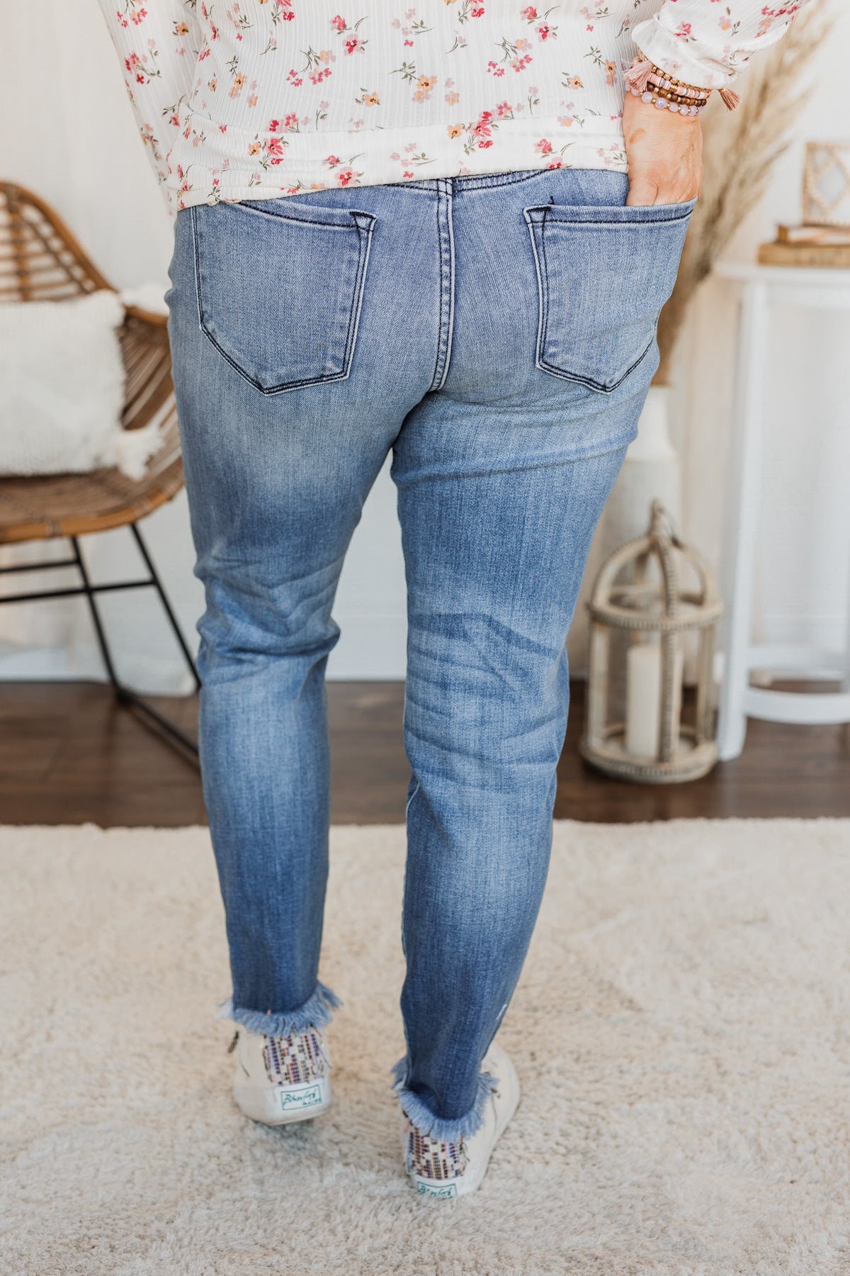 KanCan Distressed Skinny Jeans- Sasha Wash