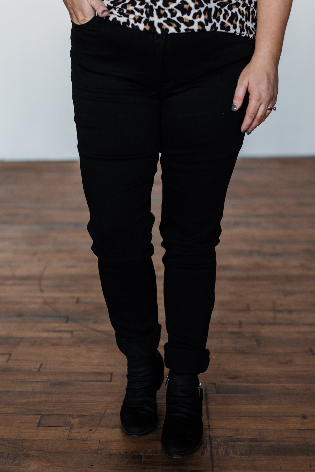 KanCan Skinny Jeans- Mindy Wash