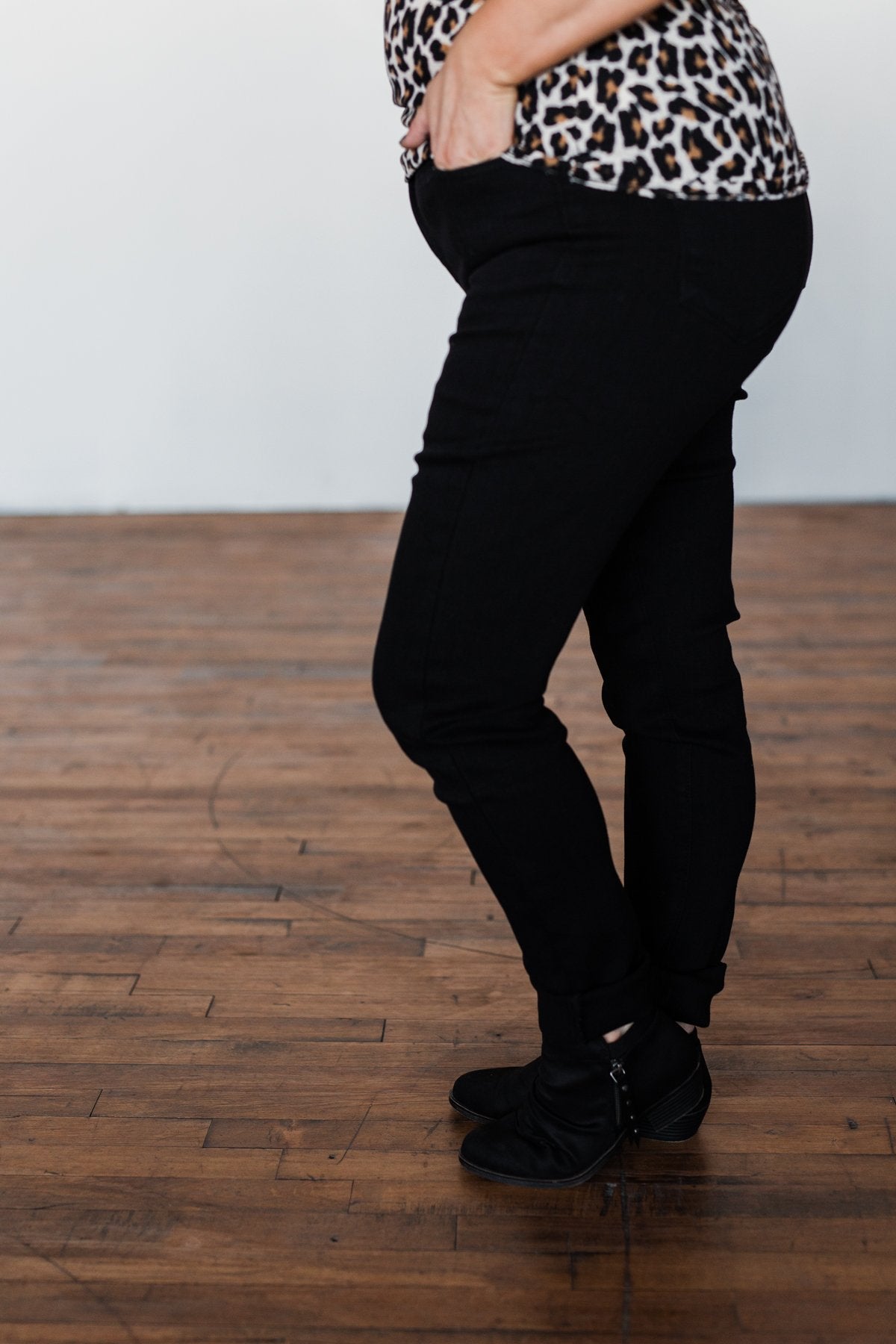 KanCan Skinny Jeans- Mindy Wash