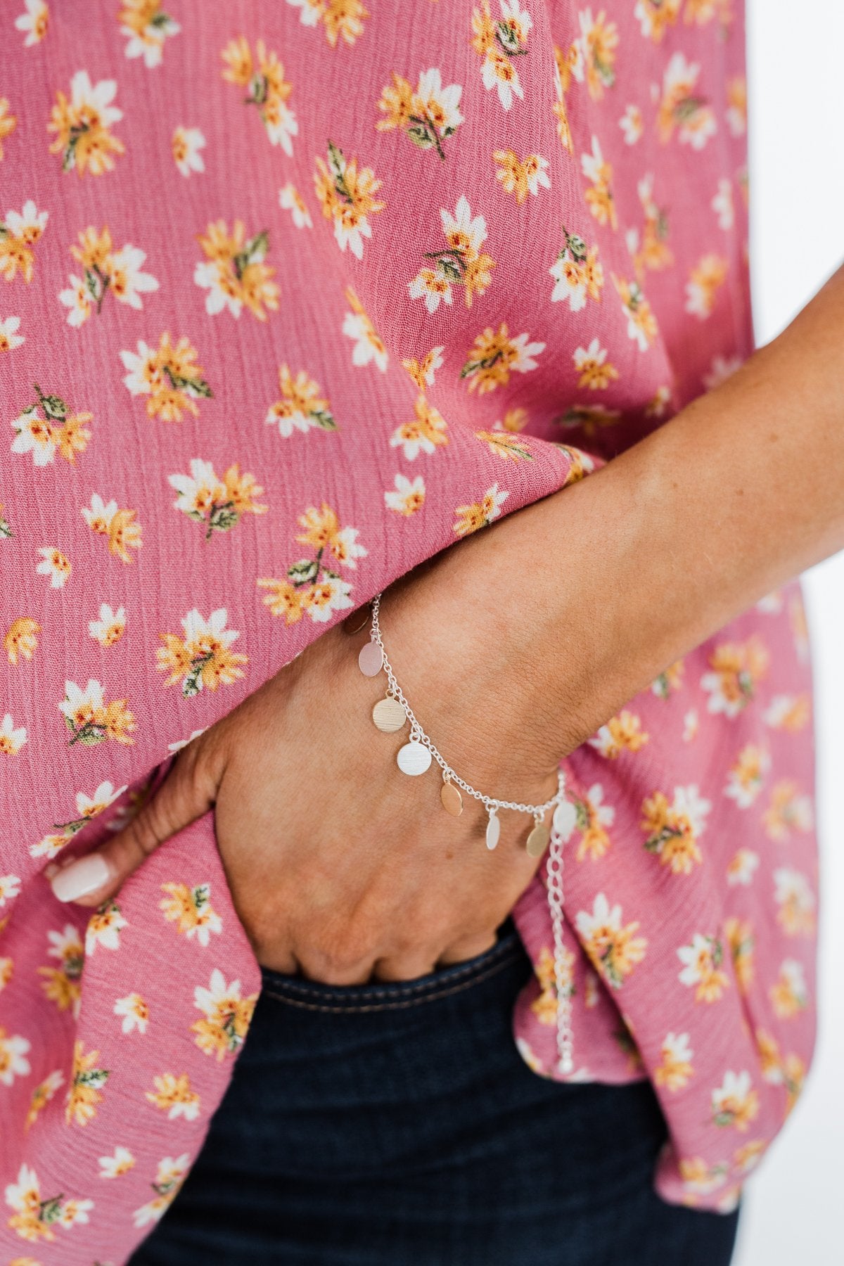 Single Circle Pendant Bracelet- Gold & Silver