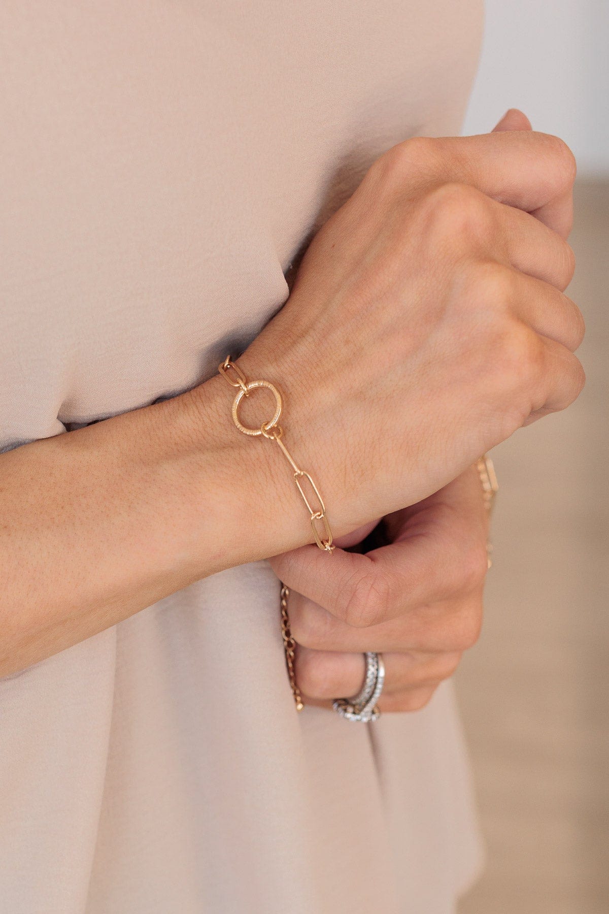 Run Circles Around You Chain Bracelet- Gold