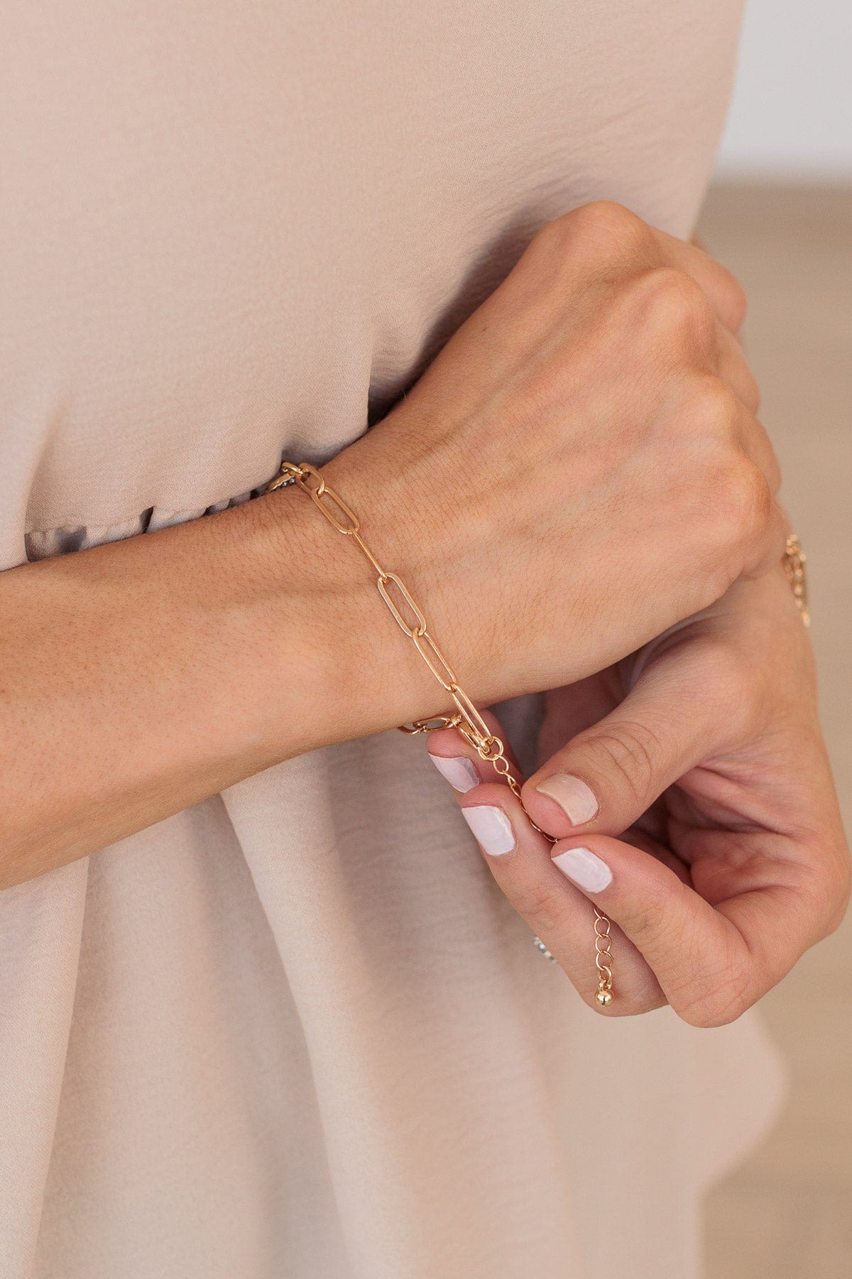 Run Circles Around You Chain Bracelet- Gold