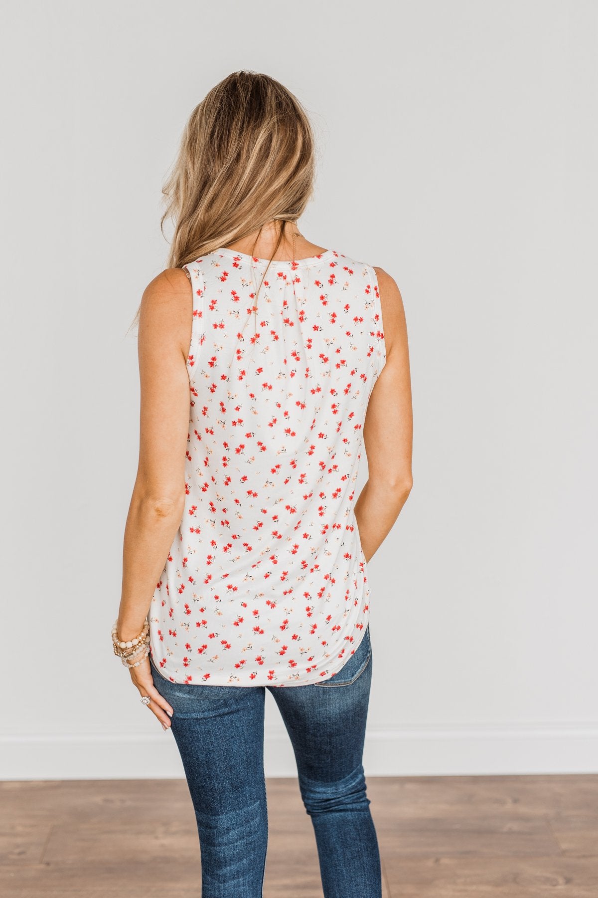 Breathtaking Beauty Floral Tank Top- Ivory