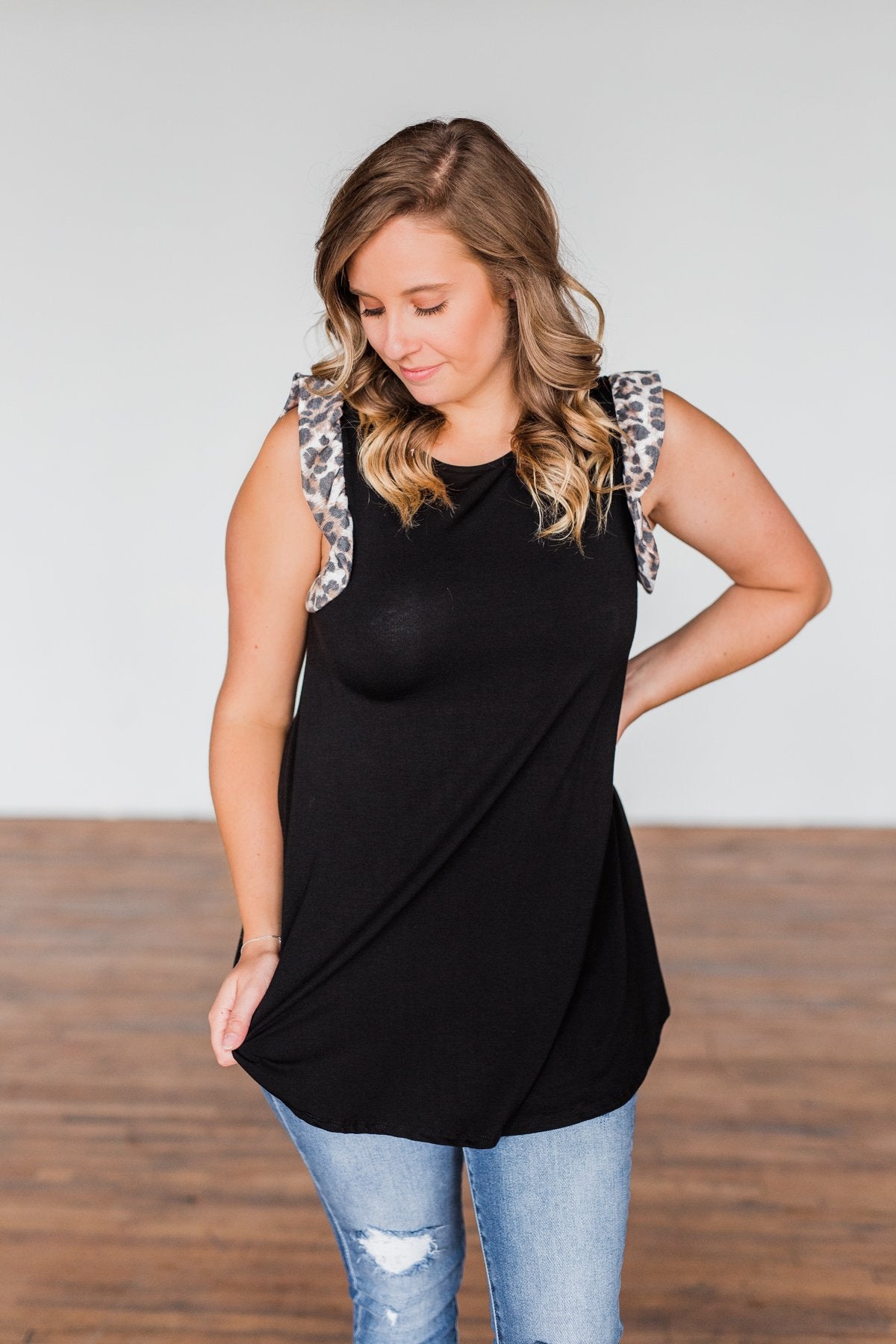 Chase That Feeling Ruffle Sleeve Top- Black