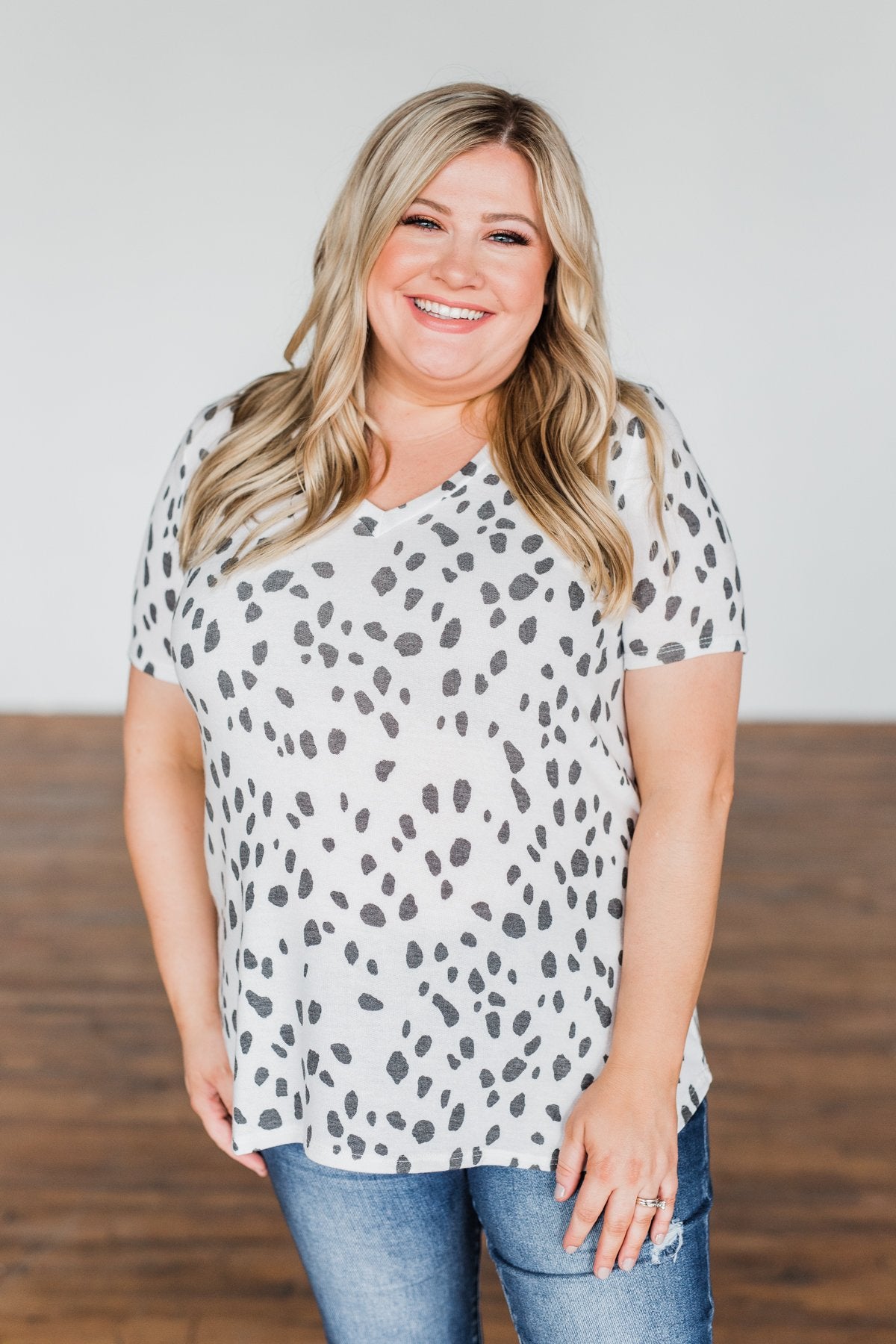 Always Be There Short Sleeve Spotted Top- Off White
