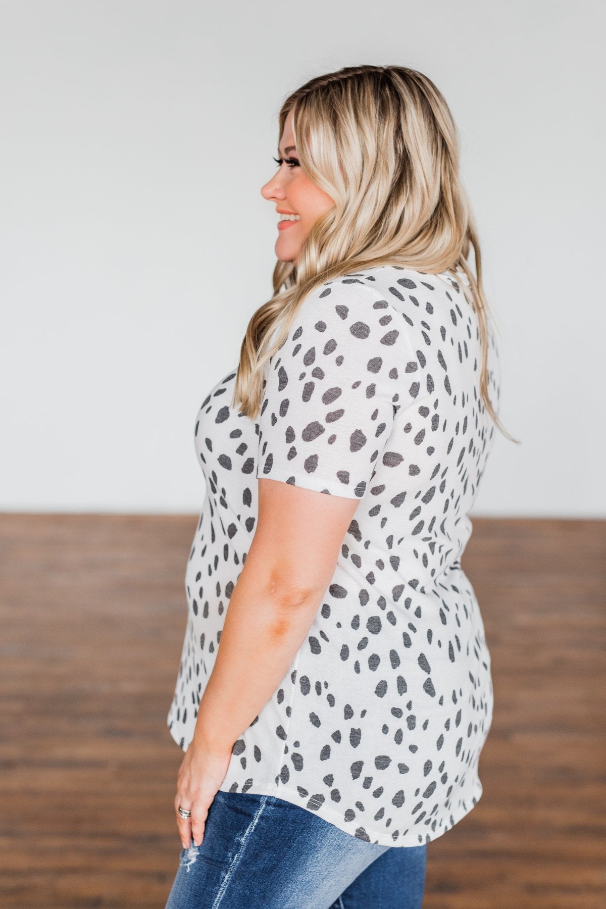 Always Be There Short Sleeve Spotted Top- Off White