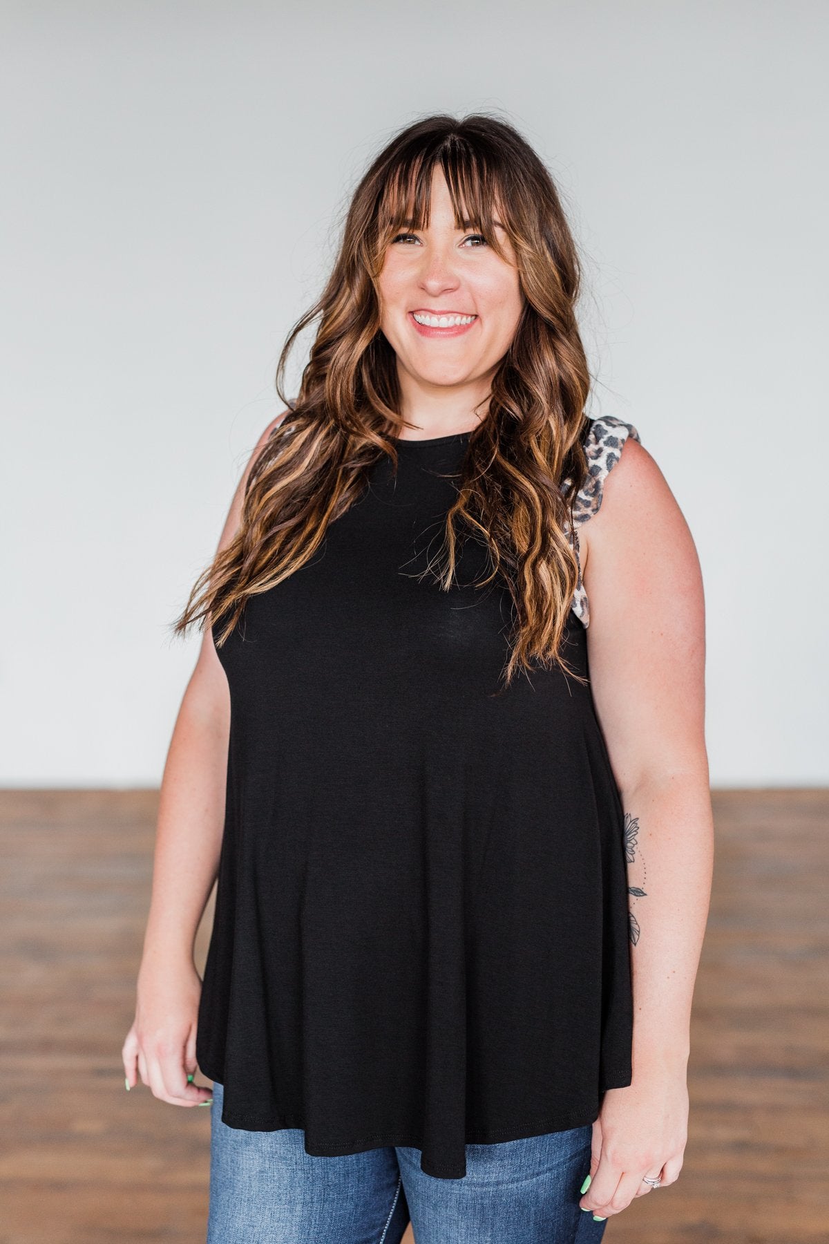 Chase That Feeling Ruffle Sleeve Top- Black