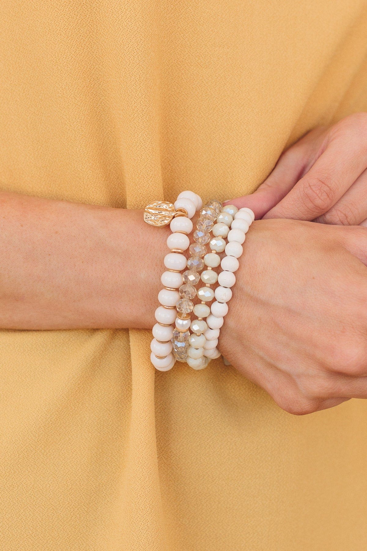 Nights Out Pendant Bracelet Set- Ivory